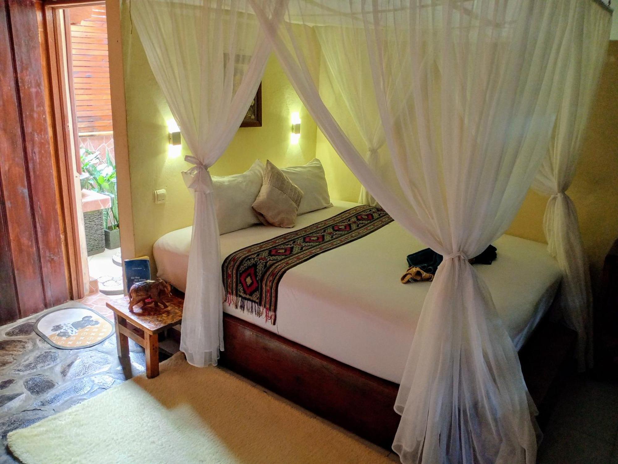 Lafyu Bali Otel Singaraja Dış mekan fotoğraf